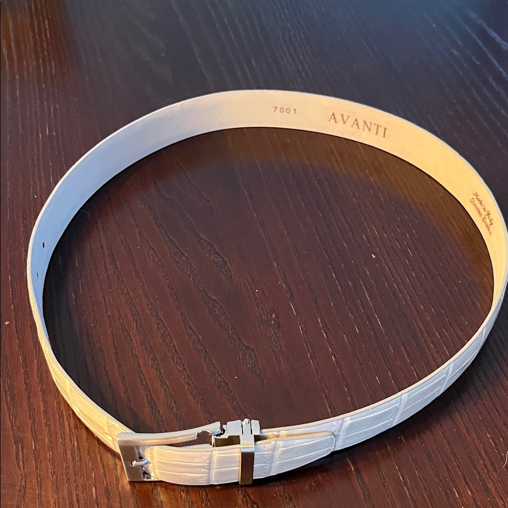 Avanti Classic Belt with Silver Buckle